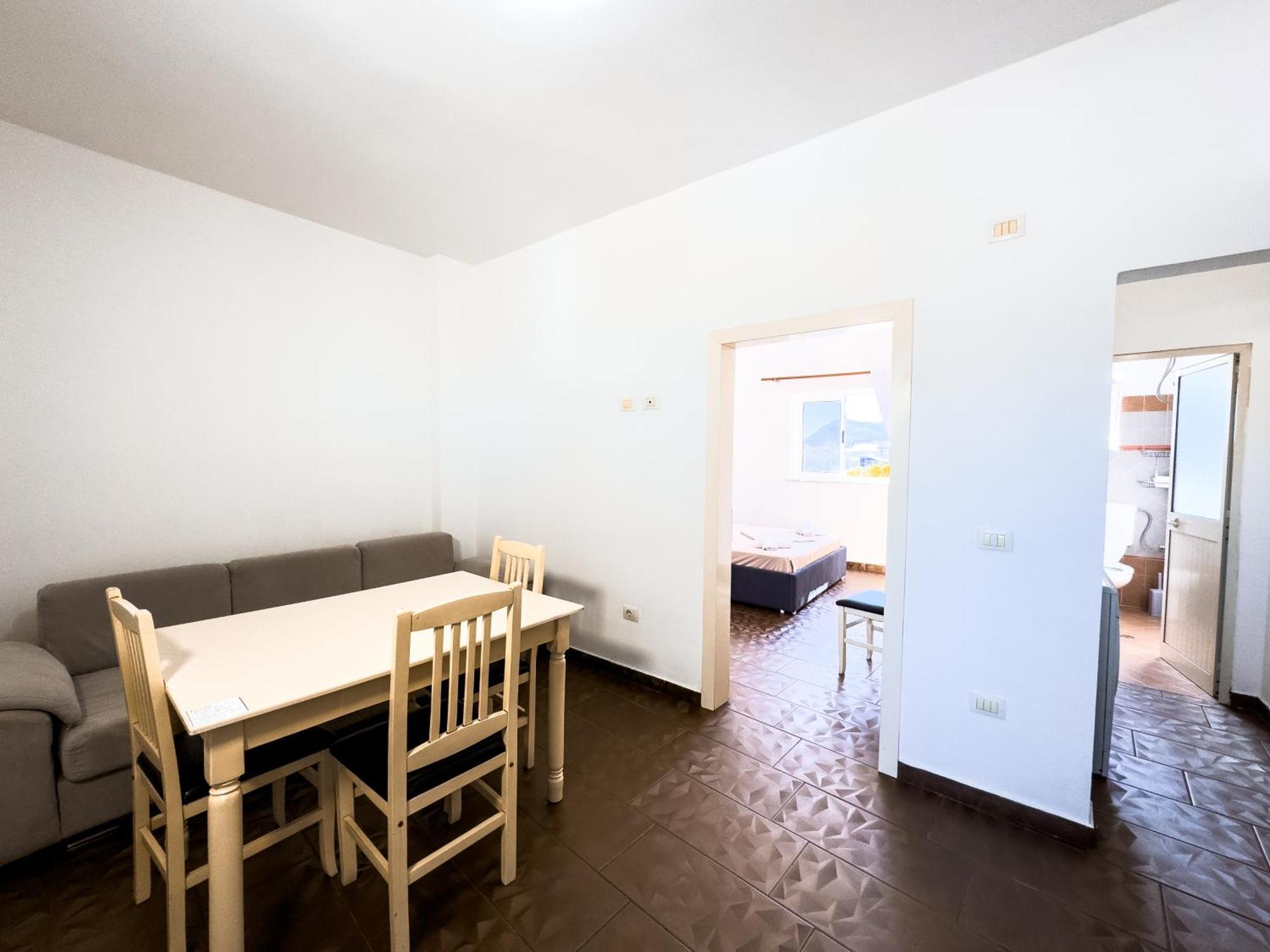 Shkodra Budget Hotel Buitenkant foto