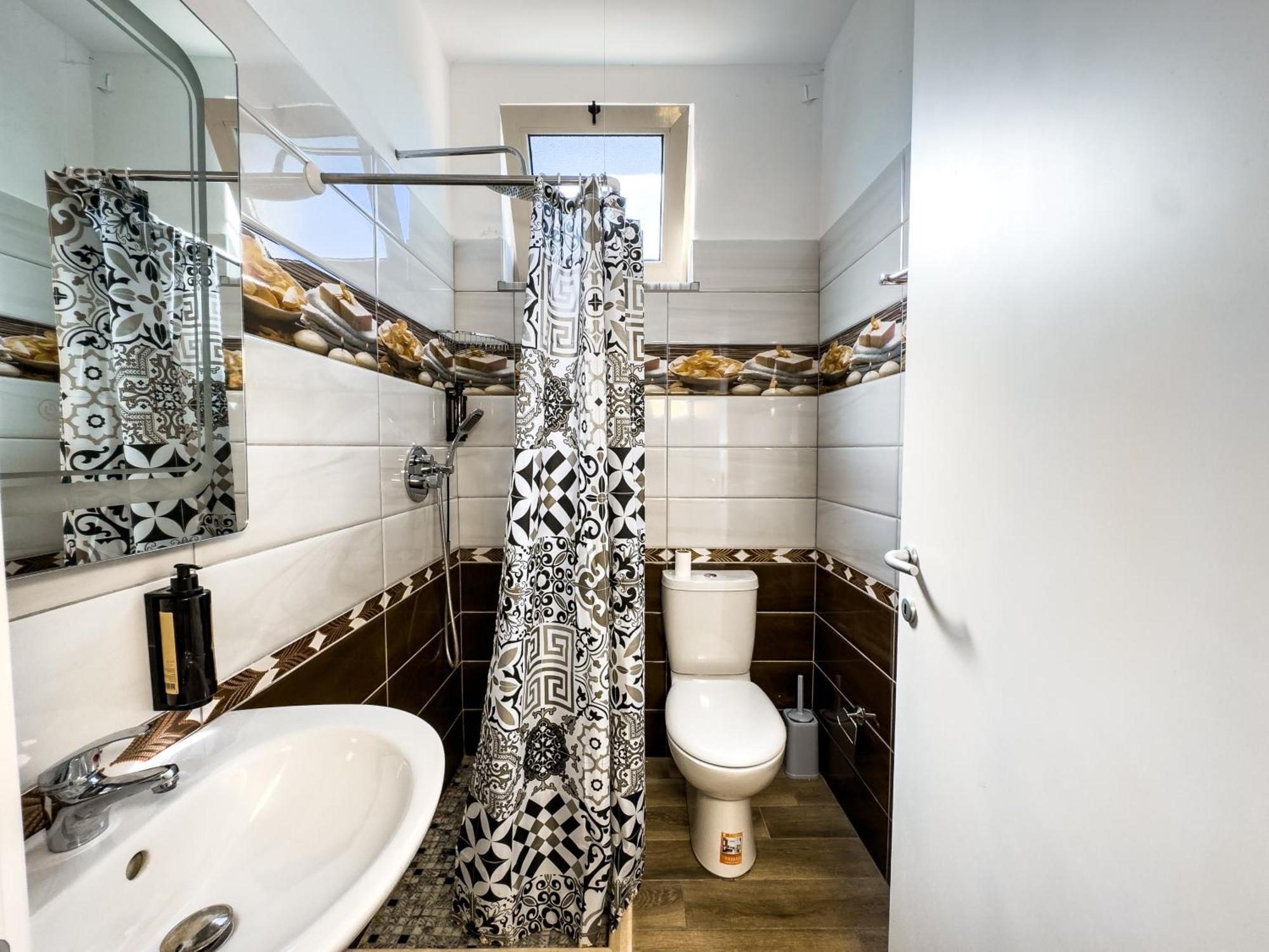 Shkodra Budget Hotel Kamer foto
