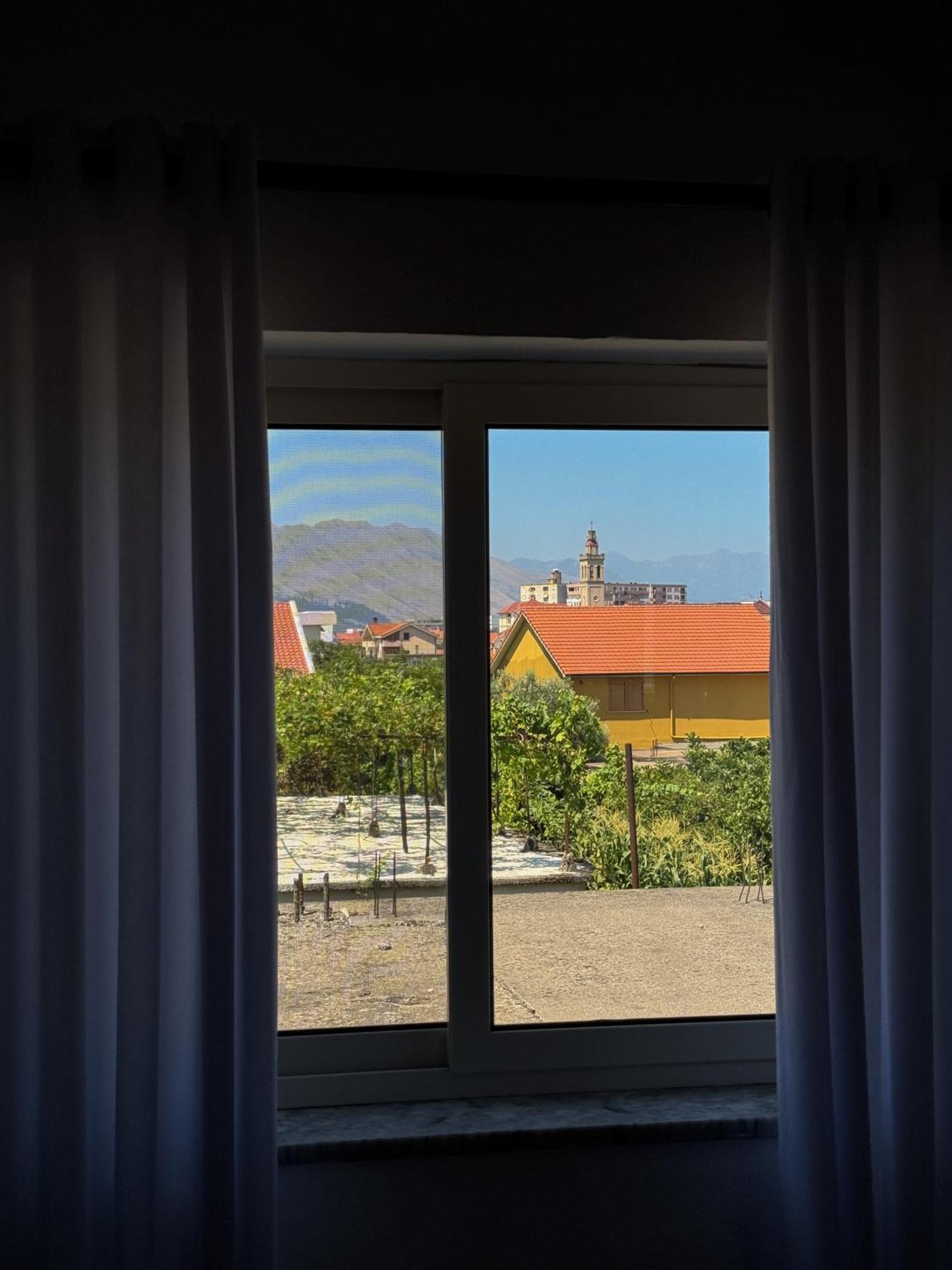 Shkodra Budget Hotel Buitenkant foto