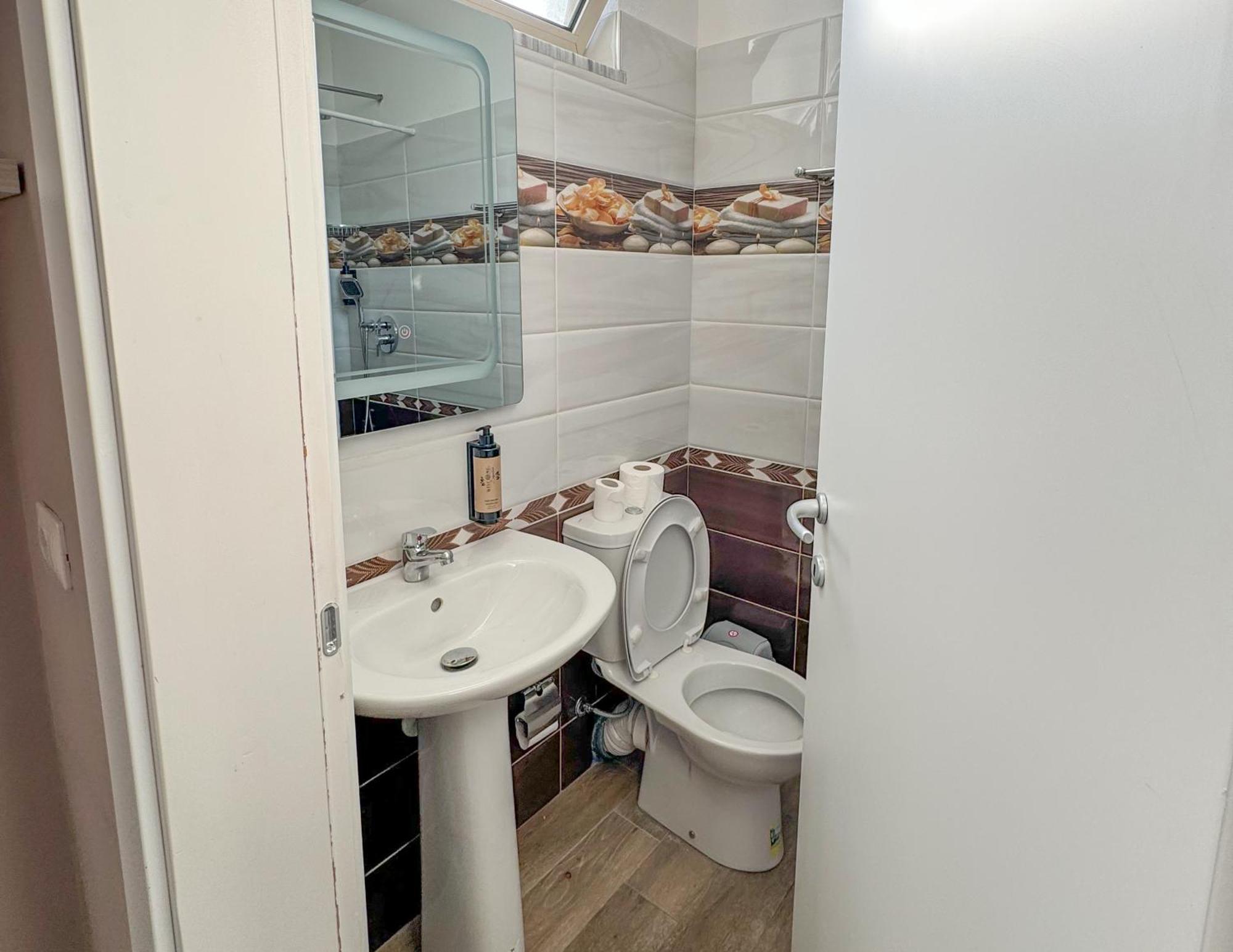 Shkodra Budget Hotel Buitenkant foto